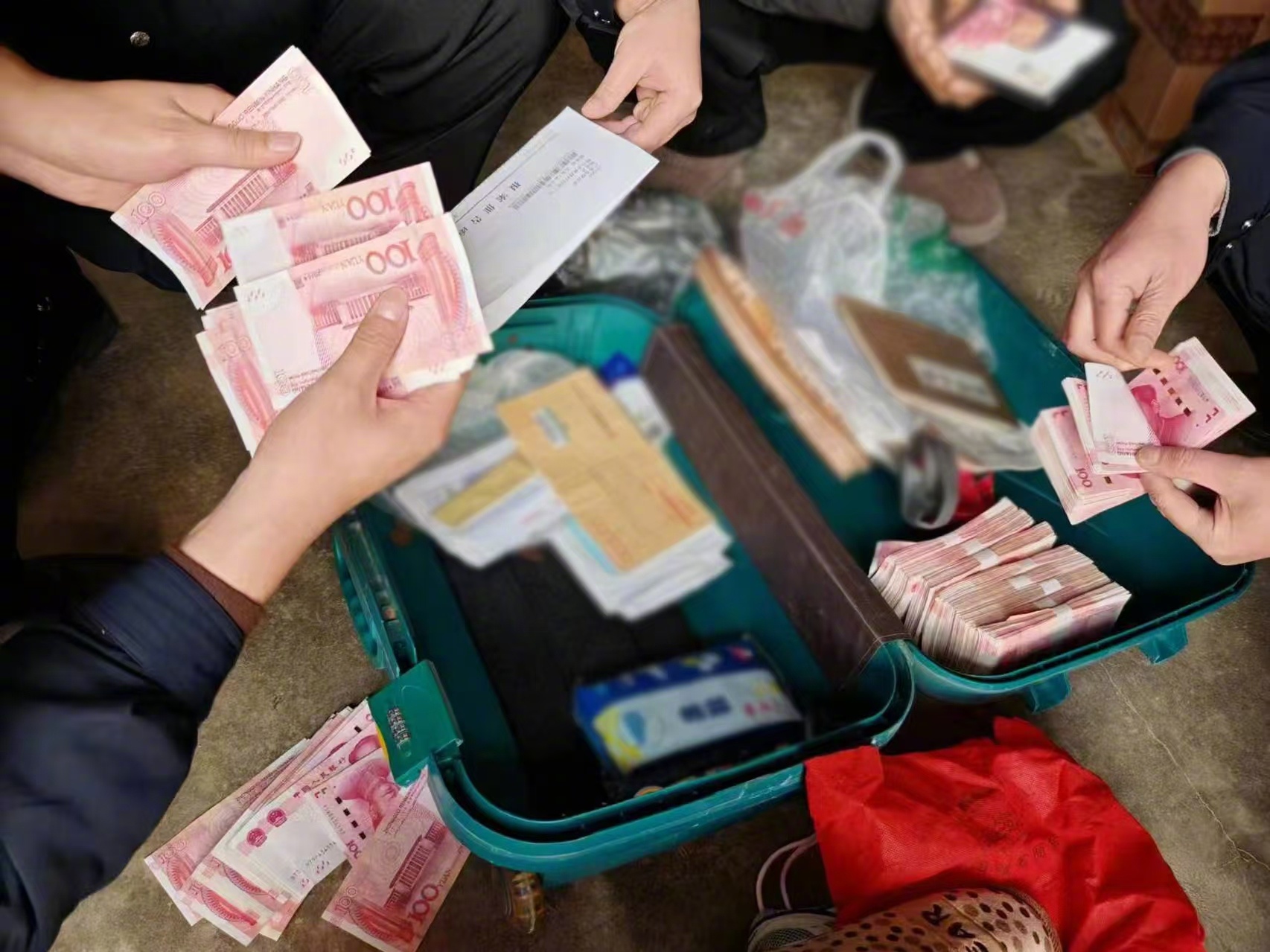 最新带现金几十万能过安检方法分析(最方便真实的嘉兴携带现金过安检有具体规定吗方法)